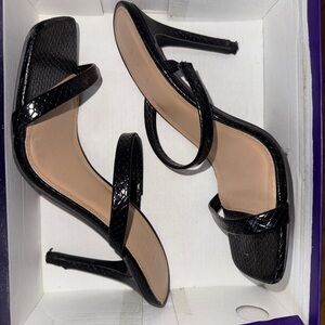 Forever 21 Black Textured Heels